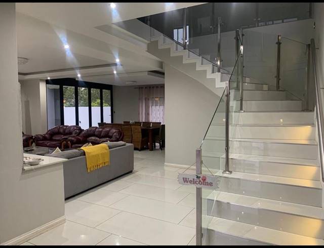 5 BEDROOM PROPERTY TO RENT IN LYNNWOOD GLEN